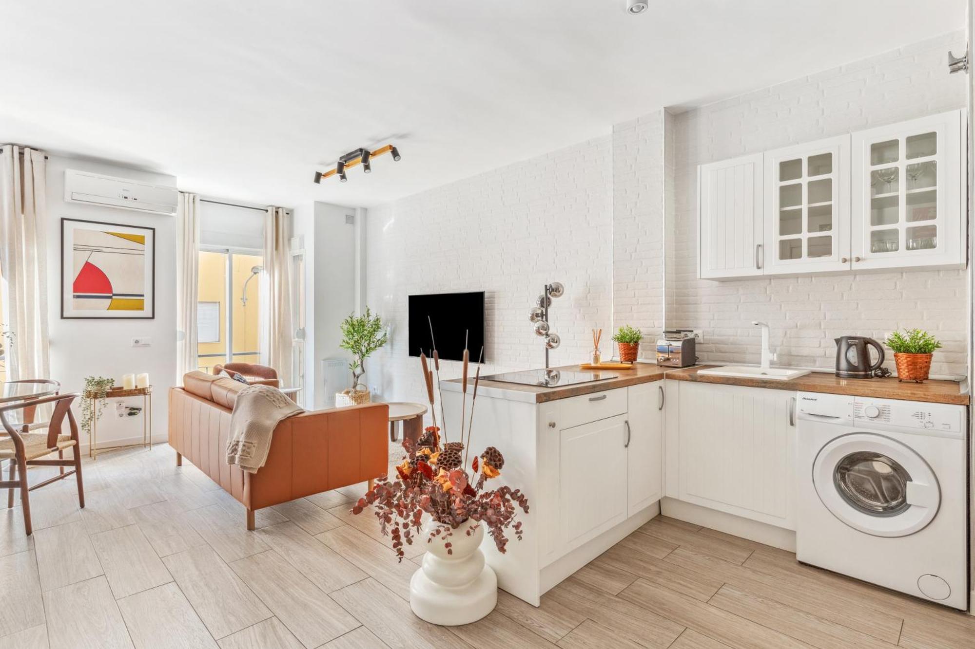 Epidemia & Quite Bedrooms By Ele Apartments Malaga Bagian luar foto